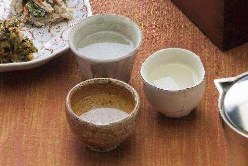茅台镇酱香酒为什么那么便宜?介绍酒厂的生产秘密