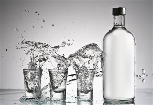 十八酒坊酒价格查询_十八酒坊酒的价格v6