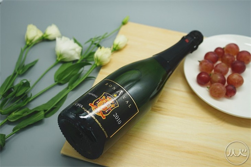为什么红酒越涩越好