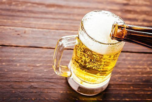 啤酒2018销量-啤酒一年销量